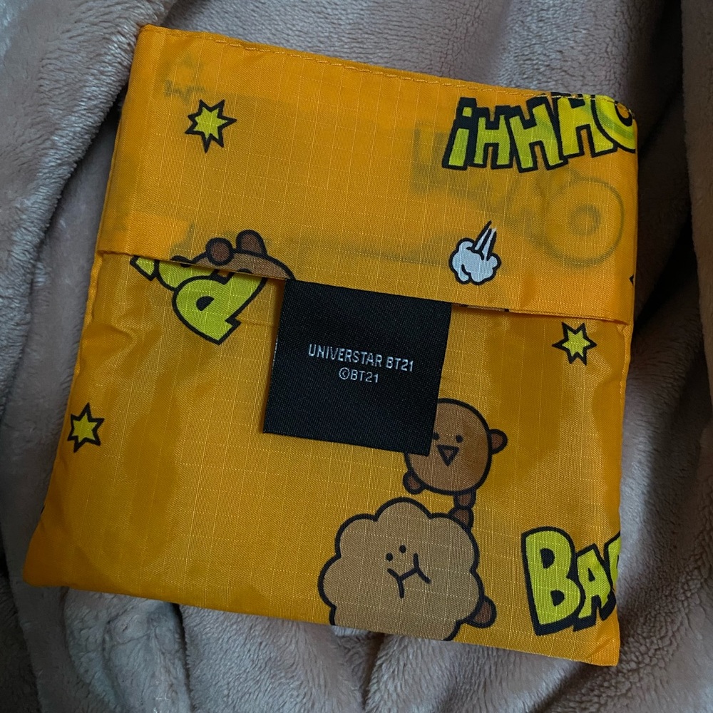 BT21 Shooky shopping bag